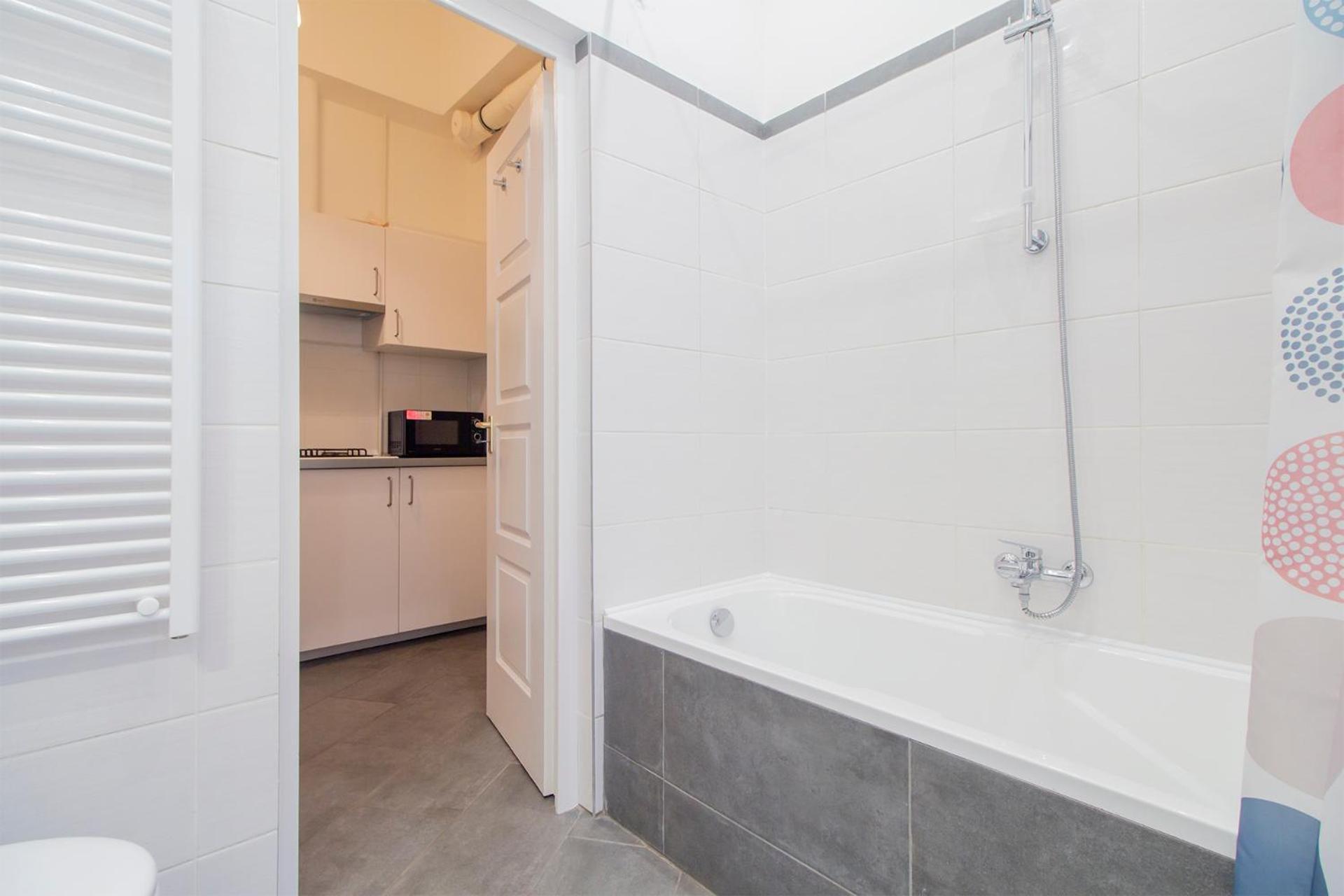 Kalvin 2Bdr Apartment With Ac Budapest Exterior photo