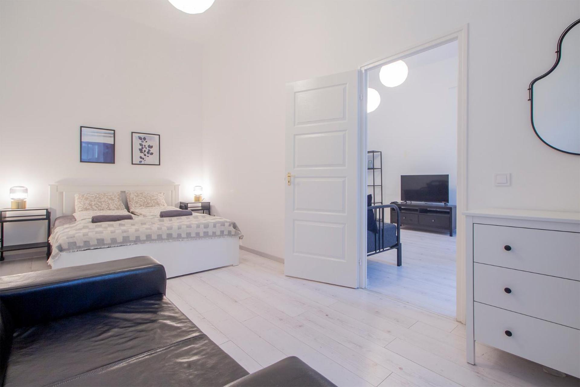 Kalvin 2Bdr Apartment With Ac Budapest Exterior photo